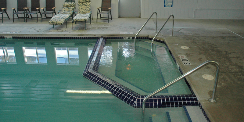 Indoor swimming pool 